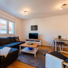 Flex SelfCheckIns 126 - Zagreb - 2 Bedrooms - Parking - Loggia