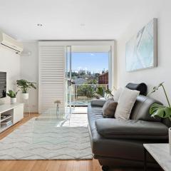 Relaxing Sunny North-Facing 2-Bed Apt in Vaucluse