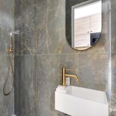 Air-conditioned studio near Arc Triomphe