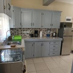 Cozy Vacation Retreat Apt 2