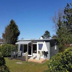 Pretty bungalow in Sint Maartenszee