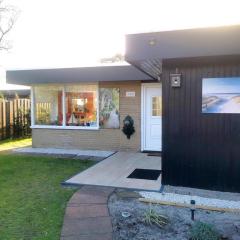 Inviting bungalow with private garden