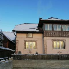 Agrituristic House - Sleeps 8 with Garden