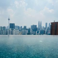 LUCENTIA RESIDENCE BY Glory Home