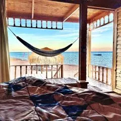 Sama Beach camp