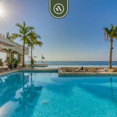 Beachfront Tropical 2 BR Condo - Pools - Gym