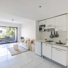 Charming apt with balcony pool - 1BD 2P - Cannes