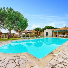 Lovely Home In Meschers-Sur-Gironde