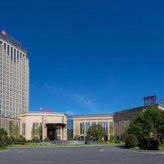 Ramada Yiyang Taojiang