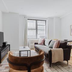 Blueground Midtown gym AC nr Chrysler NYC-1665