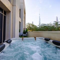 Durrani Homes - The Luxe Retreat 4BR Podium villa with private Jacuzzi and Burj Khalifa View
