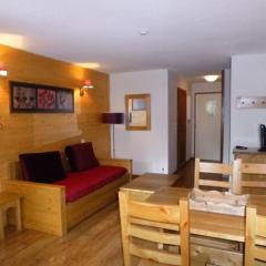 Studio accueillant avec balcon, parking et wifi - Brides-les-Bains - FR-1-512-250