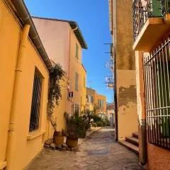 Appartement à 100m de la plage dans le quartier historique