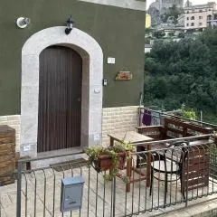 Casa Vacanze Il Vicolo - Oliveto Citra