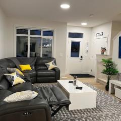 Luxurious, Centrally Located Home in Cavanagh