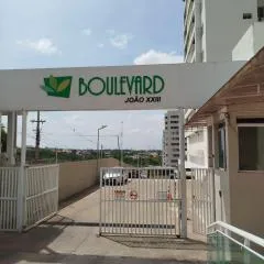 Apartamento na João XXIII