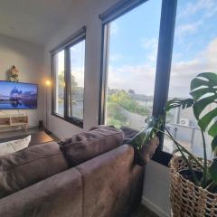 Luxurious stay at Doncaster East