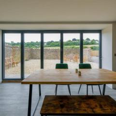 Sladacre 2 bedroom converted Barn