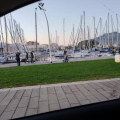 Star Politeama apartment, in centro città.