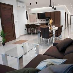 Flat 3, nearby Beaches & Countryside, with Terrace
