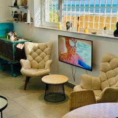 Romantic 2 Bedroom with Private Direct Beach Access La Marsa