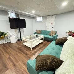 Cozy 1 bedroom close to NYC with private bar