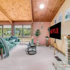 Lavish Lodge with 6 bedrooms in Kurrajong