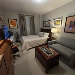 Cozy Brooklyn Home, Private Room in Host Shared Apartment