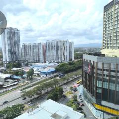 Platino 4Bedrooms Paradigm Mall Netflix By STAY