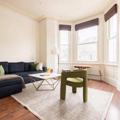 Light-filled 2-Bedroom Chelsea Apartment