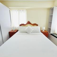 C3 Elegant 2BR Condo with Pool View
