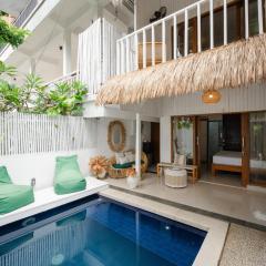 Villa Avocado - Central Canggu 2 BR Pool Villa