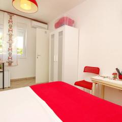 Room Rozanda