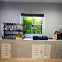 Lipa Noi 3 House