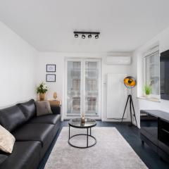 Apartments Deluxe Barcelona 55 by BookingHost