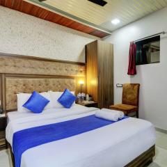 Hotel Blue Saphire Terminal 2