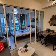 Jellybean's Snuggly Cabin