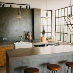 Stylish Loft with Nature Views, Balcony in the heart of Vejer