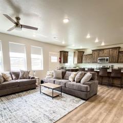 Beautiful New Build-Rendezvous Retreat in Lochwood