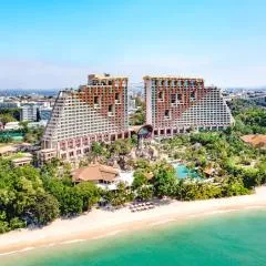 Centara Grand Mirage Beach Resort Pattaya