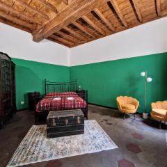 HOUSE, piazza castello