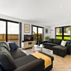 Modern Spacious Leeds Apartment - Parking