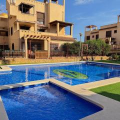 Los Collados con Jardín y Piscina By Aloha Palma