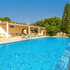 Villa Gavida by Villa Plus