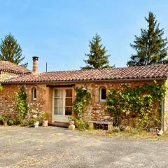 gîte sivade - vue épique - grand jardin clôturé