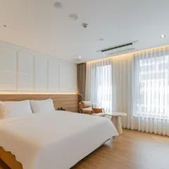 더하운드호텔반달섬2