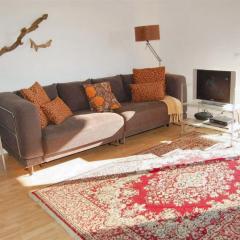 Modern Apartment in Alvor with Shared Pool (70 m²)