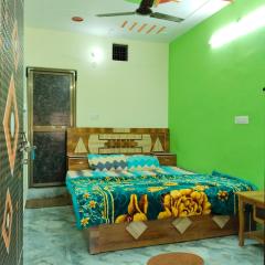 Indrawati paying guest house