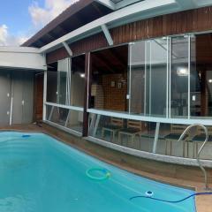 Casa 3 quartos com Piscina no centro de Penha - SC