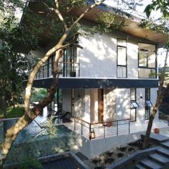 Brand New Villa in Playa Hermosa Santa Teresa